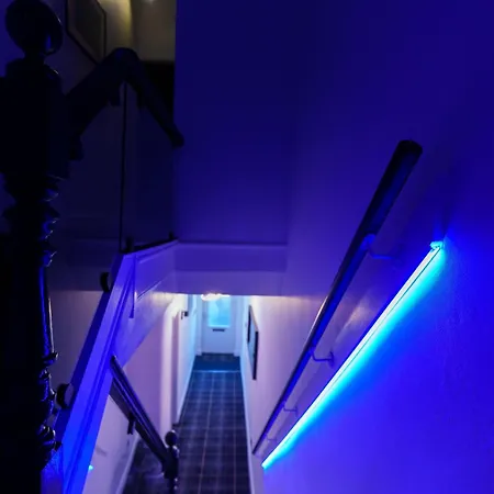 Hamilton Apartment