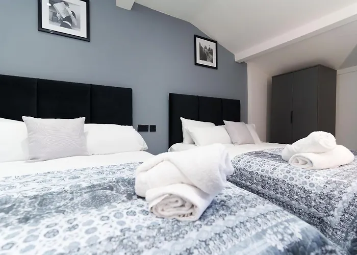 Hamilton Апартаменти *