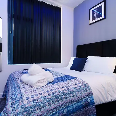 Hamilton * リーズ