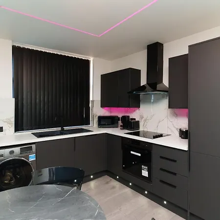 Hamilton * リーズ