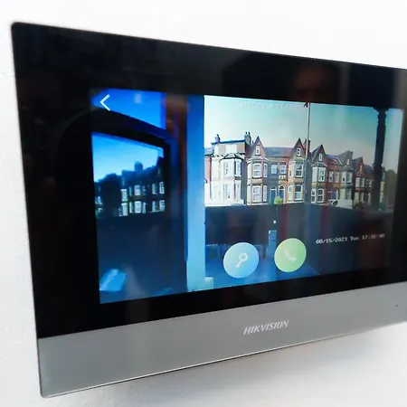 Hamilton * リーズ