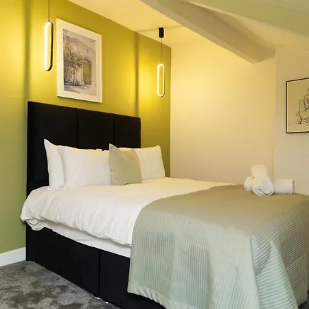 Hamilton * リーズ