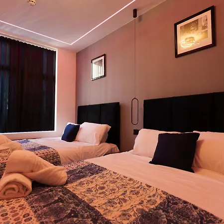 Hamilton アパート リーズ