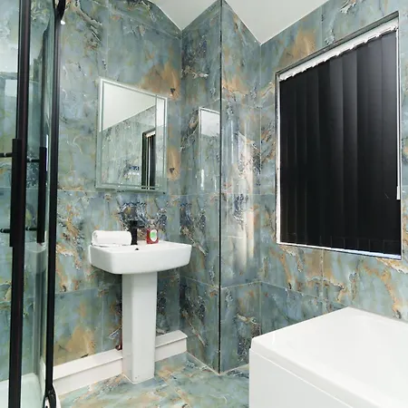 Hamilton * リーズ